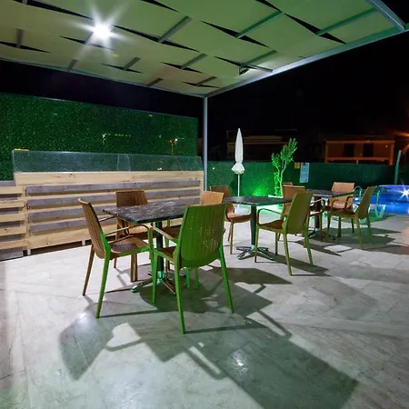 Апарт-отель Huma Elite 4*