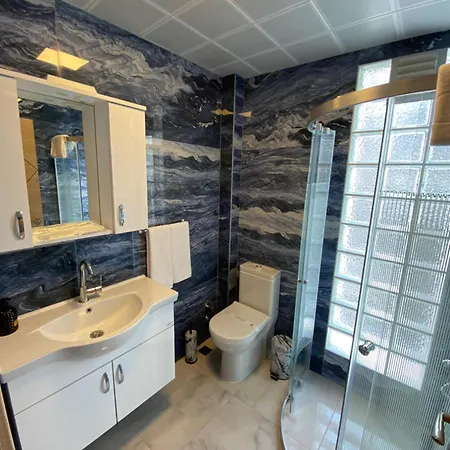 Huma Elite Lägenhetshotell 4*