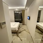 Huma Elite Lägenhetshotell 4*