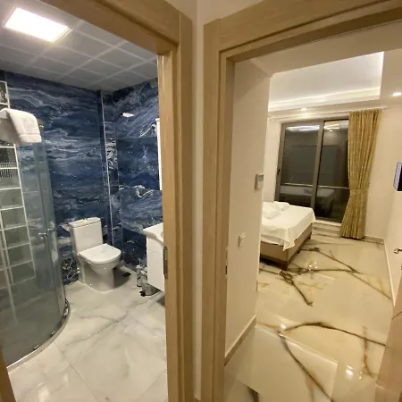 Huma Elite Aparthotel 4*