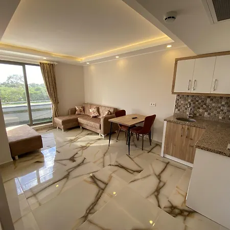 Huma Elite Aparthotel 4*